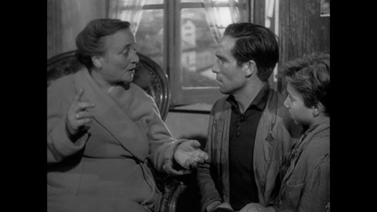 Screen capture from Bicycle Thieves