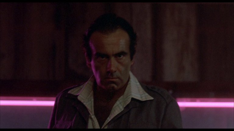 Screen capture from Blood Simple
