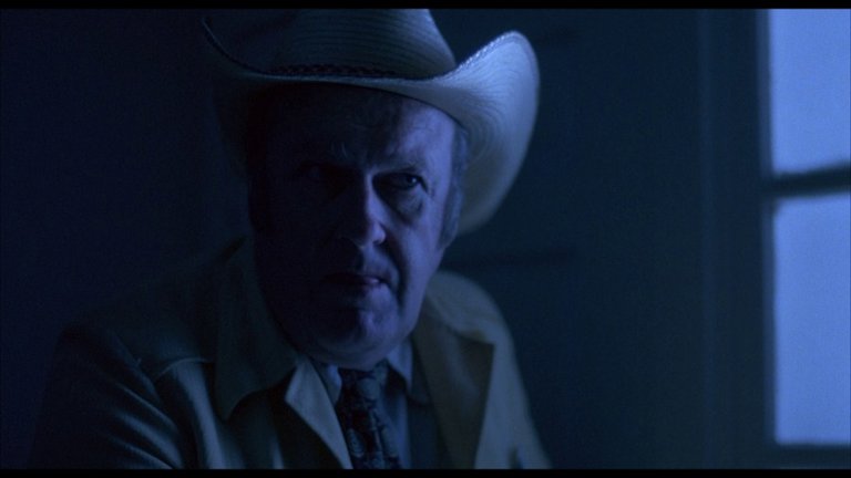 Screen capture from Blood Simple