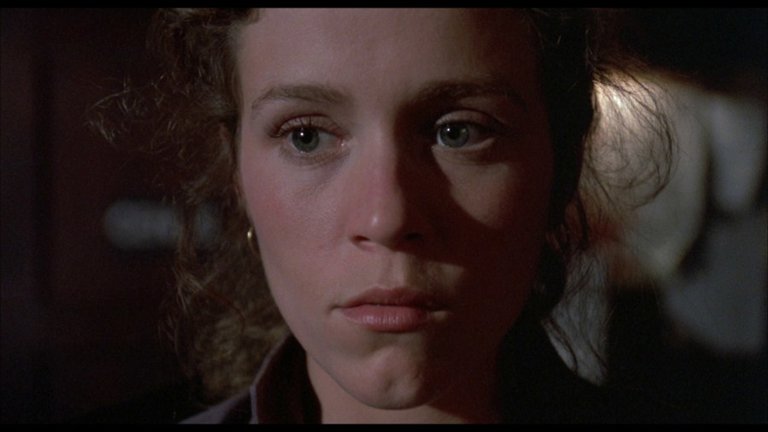 Screen capture from Blood Simple