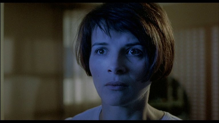 Screen capture from Three Colors: Blue