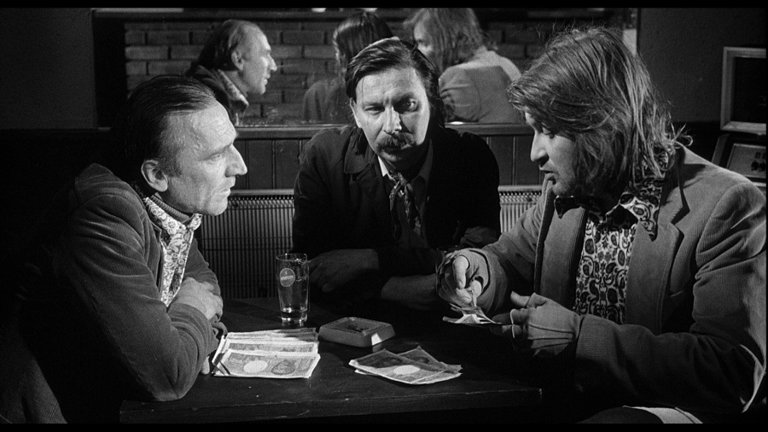 Screen capture from La vie de bohème