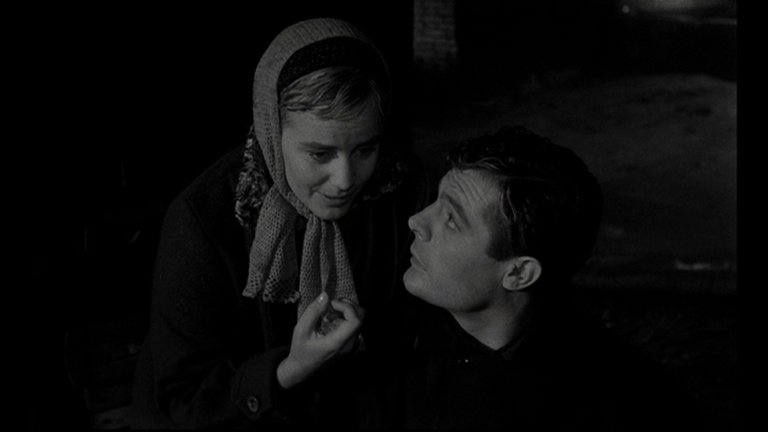 Screen capture from Le notti bianche