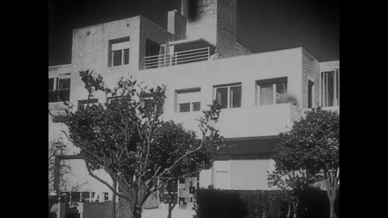 Screen capture from Return to Reason: Four Films by Man Ray