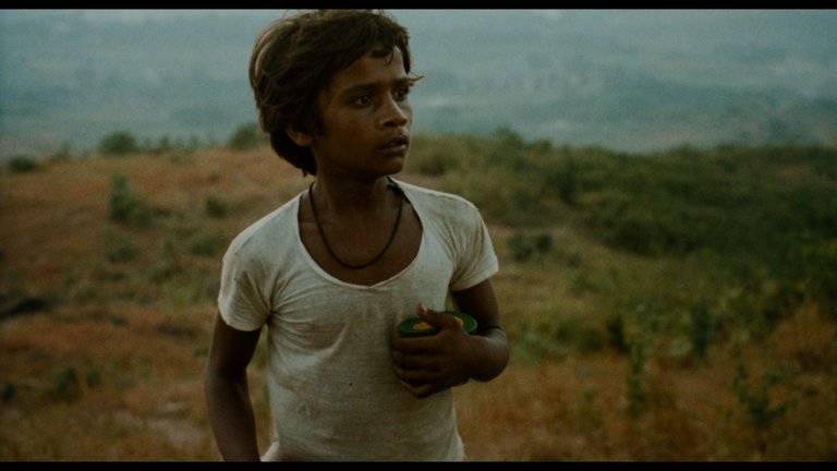 Screen capture from Salaam Bombay!