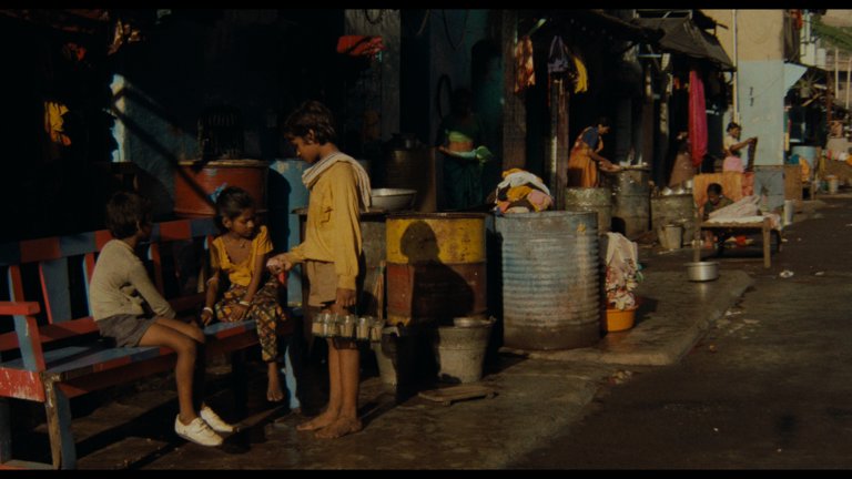 Screen capture from Salaam Bombay!