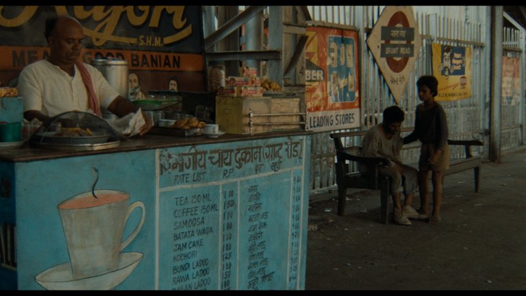 Screen capture from Salaam Bombay!