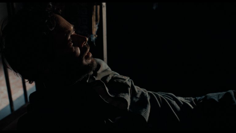 Screen capture from Kiss of the Spider Woman