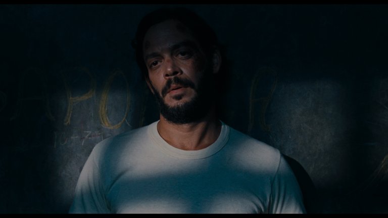 Screen capture from Kiss of the Spider Woman