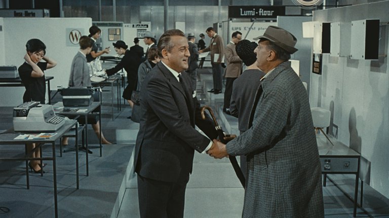 Screen capture from PlayTime