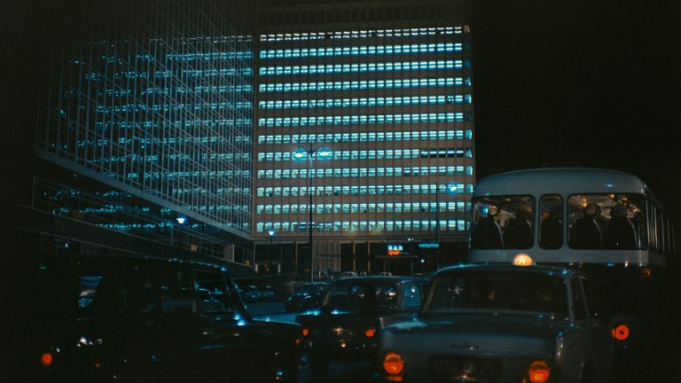 Screen capture from PlayTime