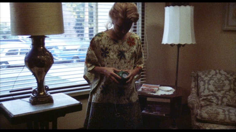 Screen capture from A Woman Under the Influence