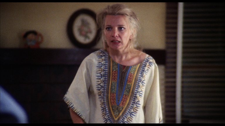 Screen capture from A Woman Under the Influence