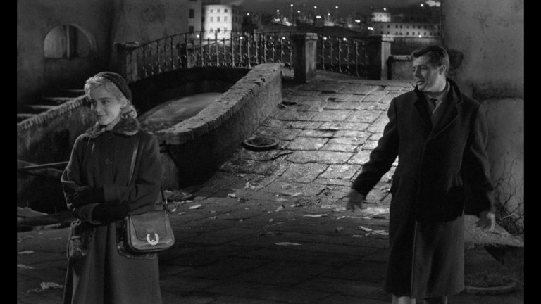 Screen capture from Le notti bianche