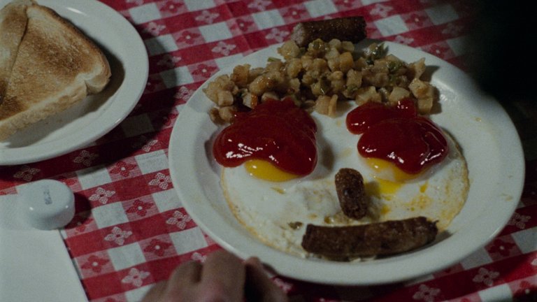 Screen capture from Night of the Juggler