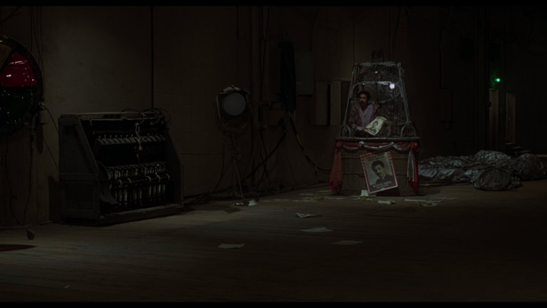 Screen capture from The Wiz