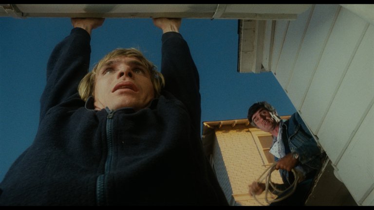 Screen capture from The Stunt Man