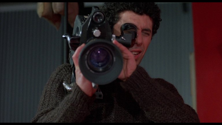 Screen capture from Special Effects