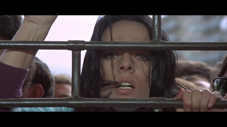 Screen capture from Confessions of a Police Captain