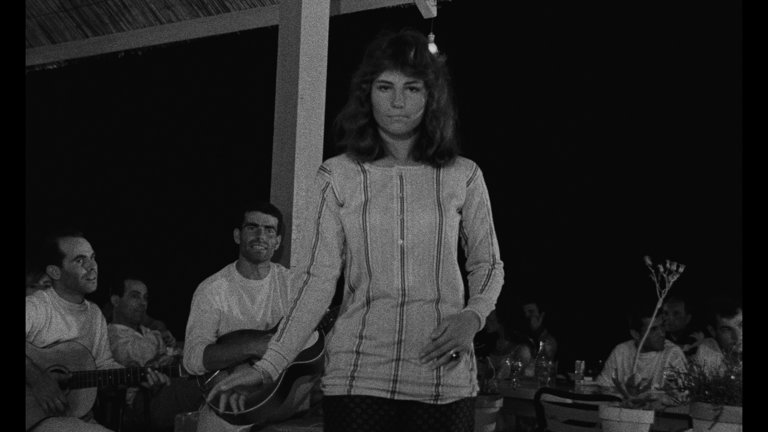 Screen capture from Time to Play: Films by Jacques Rozier