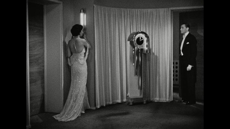 Screen capture from Trouble in Paradise