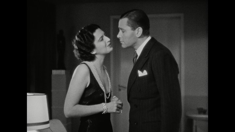 Screen capture from Trouble in Paradise