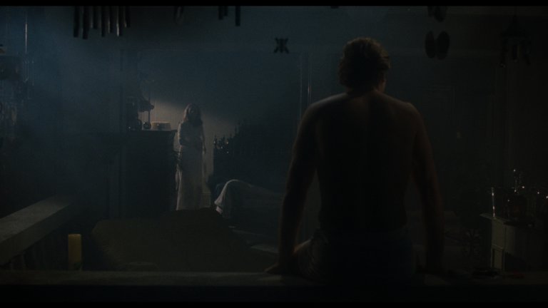 Screen capture from Body Heat