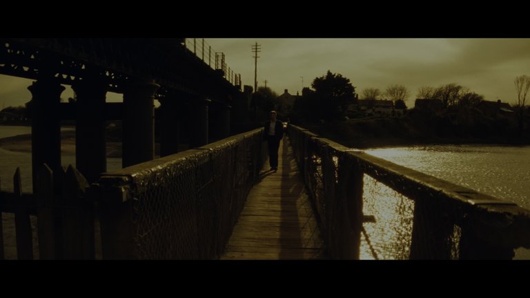 Screen capture from The Crying Game
