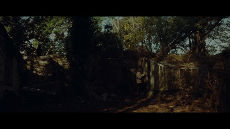 Screen capture from The Crying Game