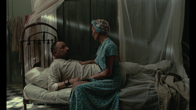 Screen capture from Coup de torchon