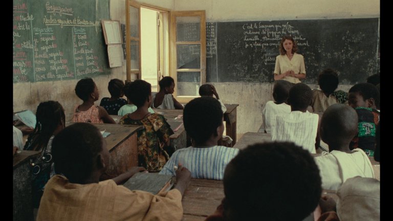 Screen capture from Coup de torchon