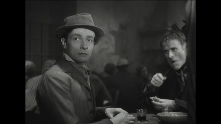 Screen capture from Children of Paradise