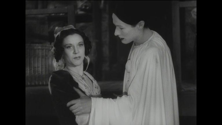 Screen capture from Children of Paradise