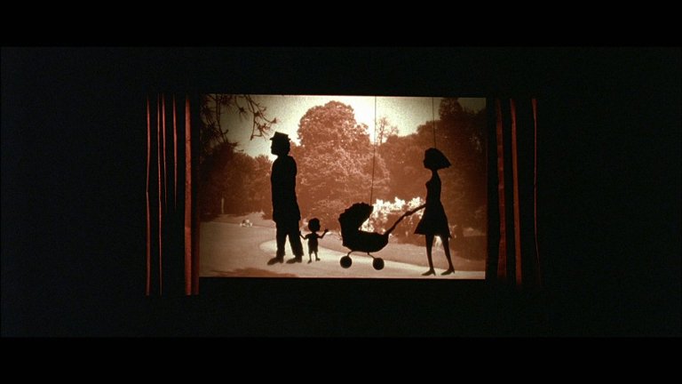Screen capture from A Christmas Tale