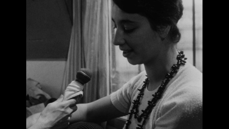 Screen capture from Chronicle of a Summer
