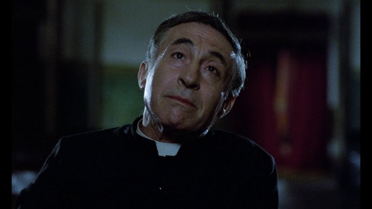Screen capture from Cinema Paradiso