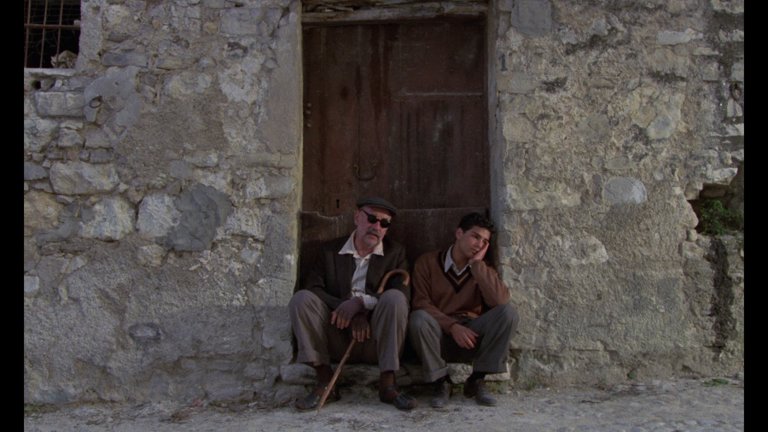 Screen capture from Cinema Paradiso