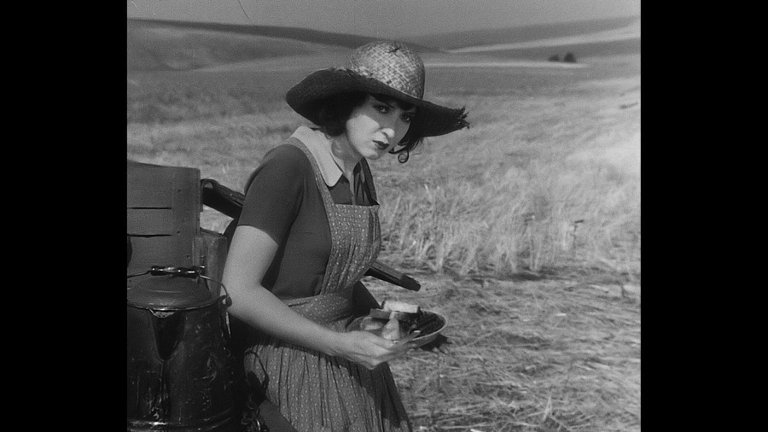 Screen capture from City Girl