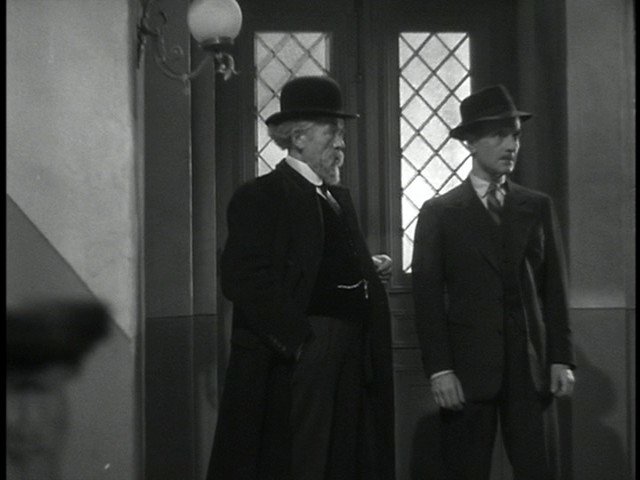 Screen capture from Le Corbeau