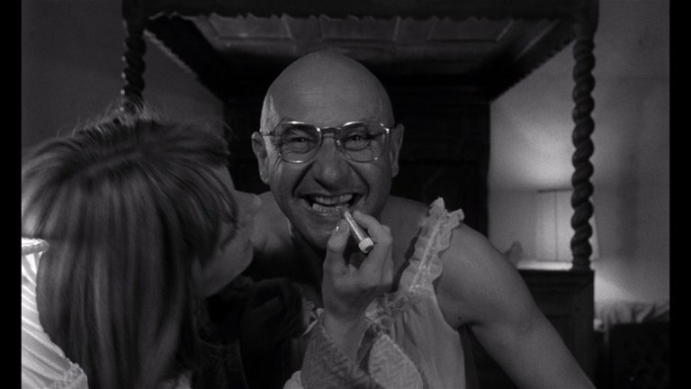 Screen capture from Cul-de-sac