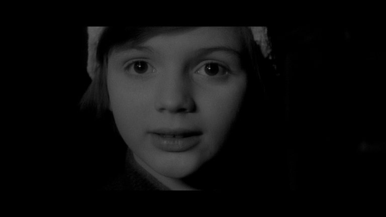 Screen capture from Sundays and Cybèle