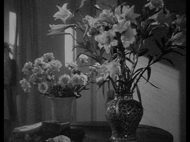 Screen capture from Les dames du Bois de Boulogne