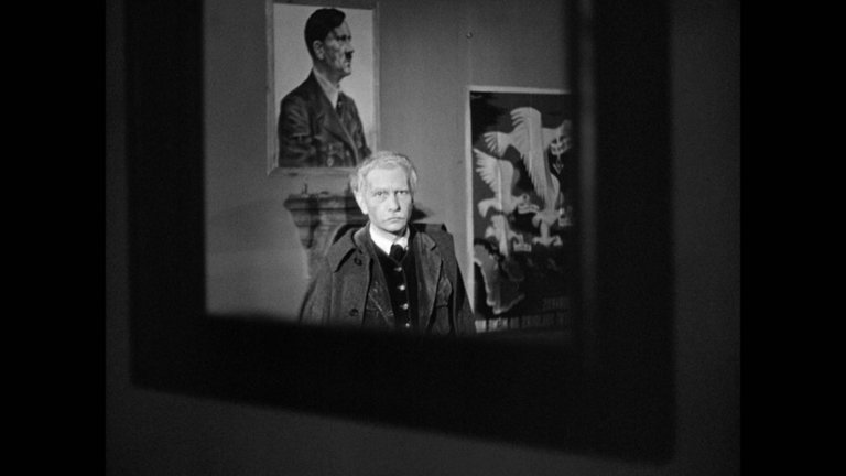 Screen capture from Le silence de la mer