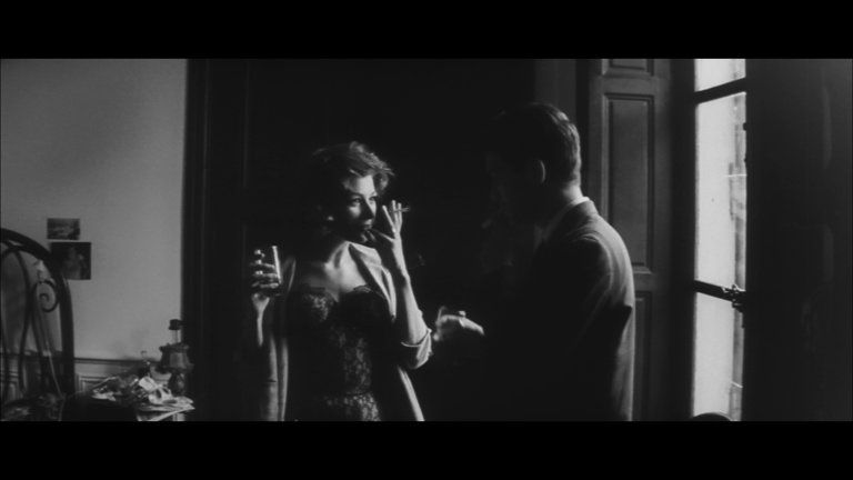 Screen capture from Lola