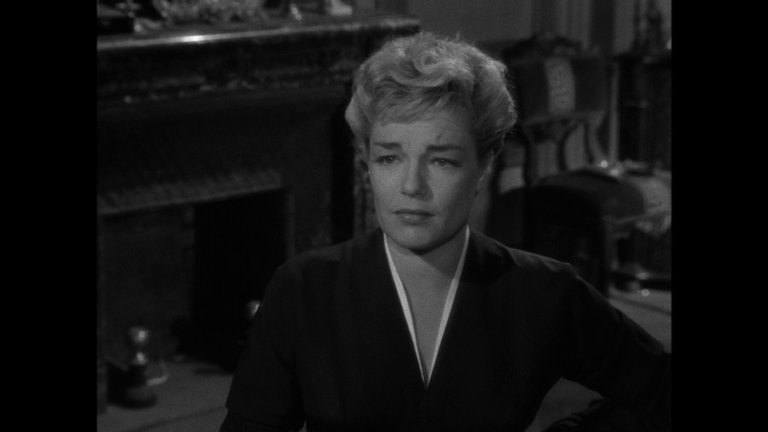 Screen capture from Les diaboliques