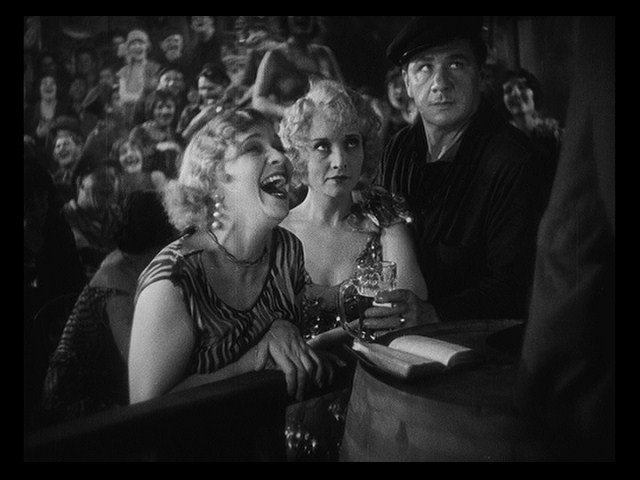 Screen capture from 3 Silent Classics by Josef von Sternberg