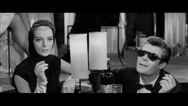 Screen capture from La dolce vita