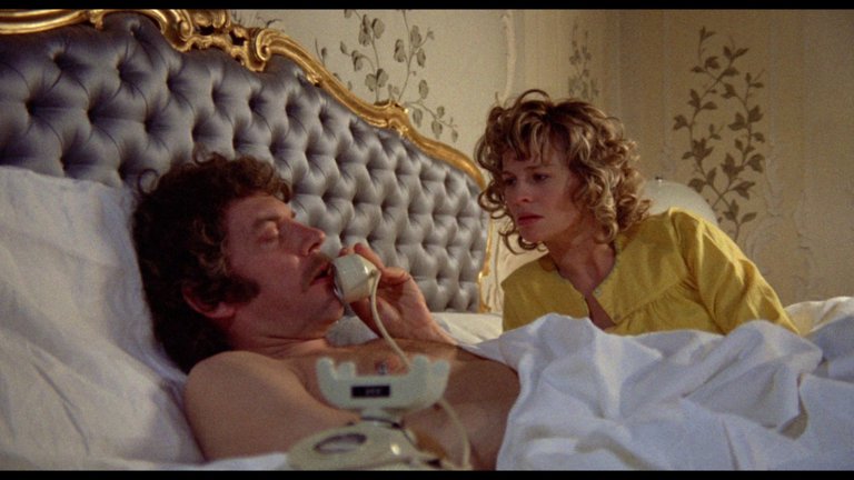 Screen capture from Don't Look Now