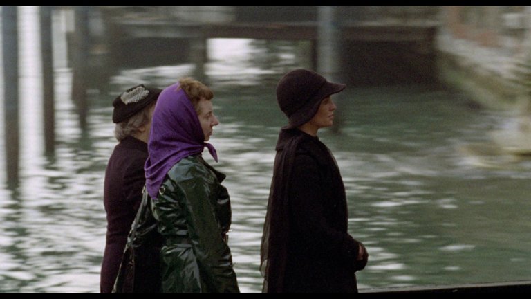 Screen capture from Don't Look Now