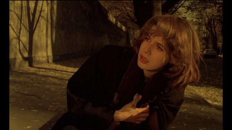 Screen capture from The Double Life of Véronique